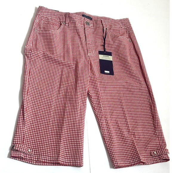 Bandolino Women’s Capri Skimmers Jeans Red & White Check Knees Skimmer Size 10 - Picture 15 of 16